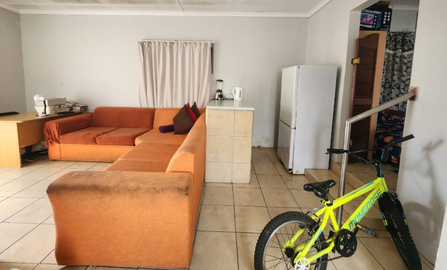1 Bedroom Property for Sale in Cambridge West Eastern Cape
